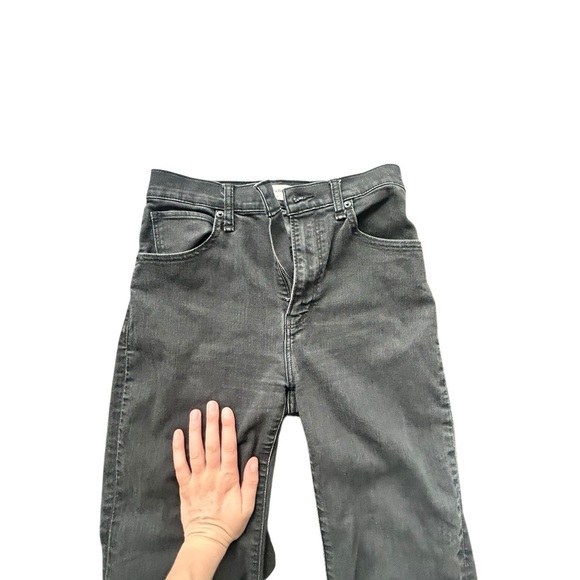 Abercrombie & Fitch black The Flare Ultra high rise denim jeans size 27/4 Short - Picture 3 of 9
